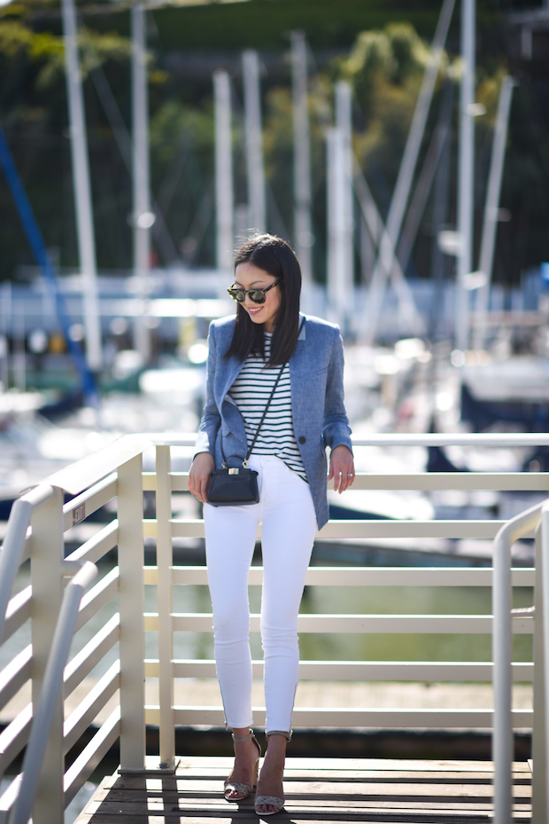 stripes-spring-vacation-outfit