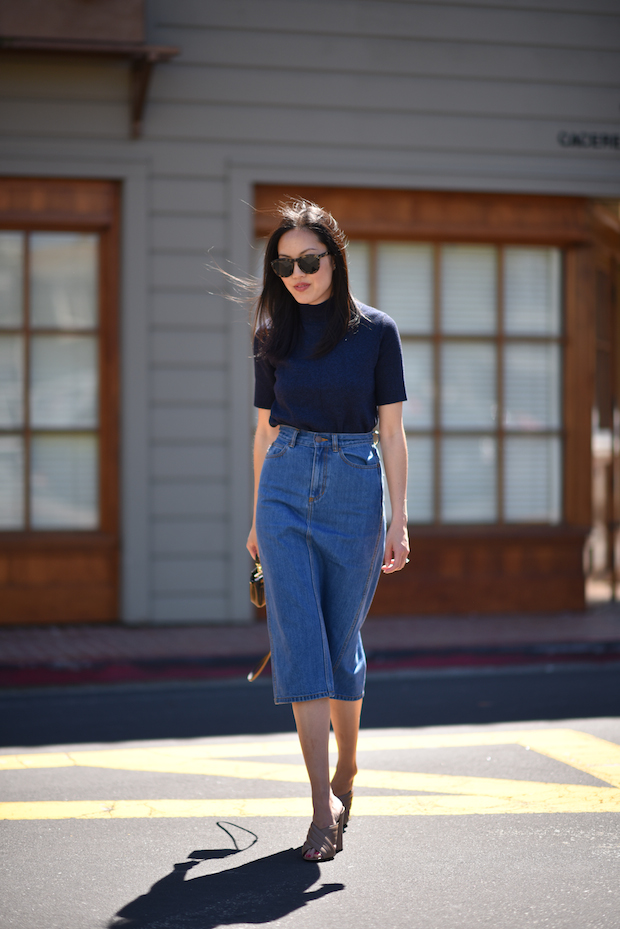 high-waisted-denim-skirt-spring-outfit