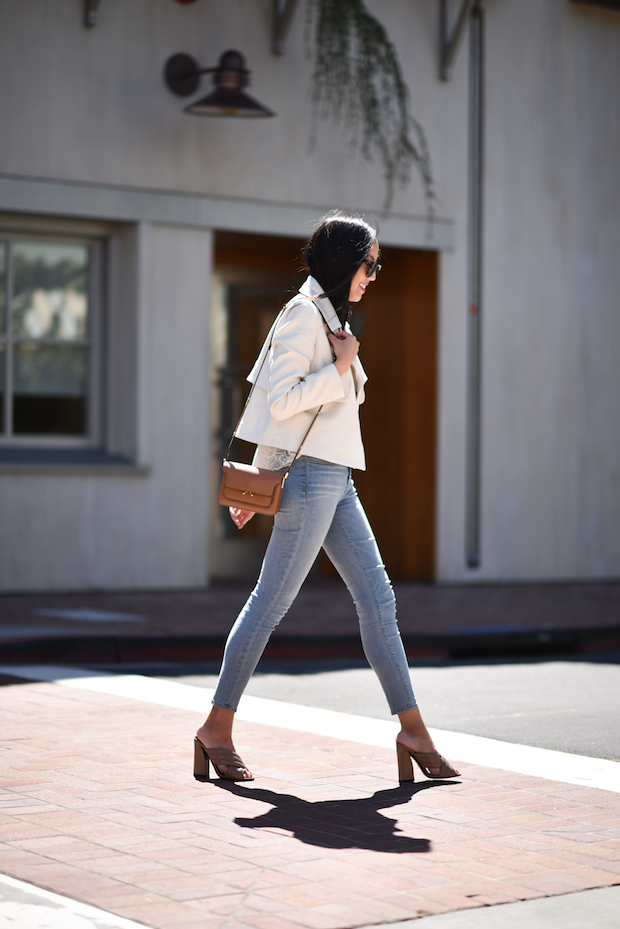 white-cropped-trench-cuyana-jeans-jbrand-outfit