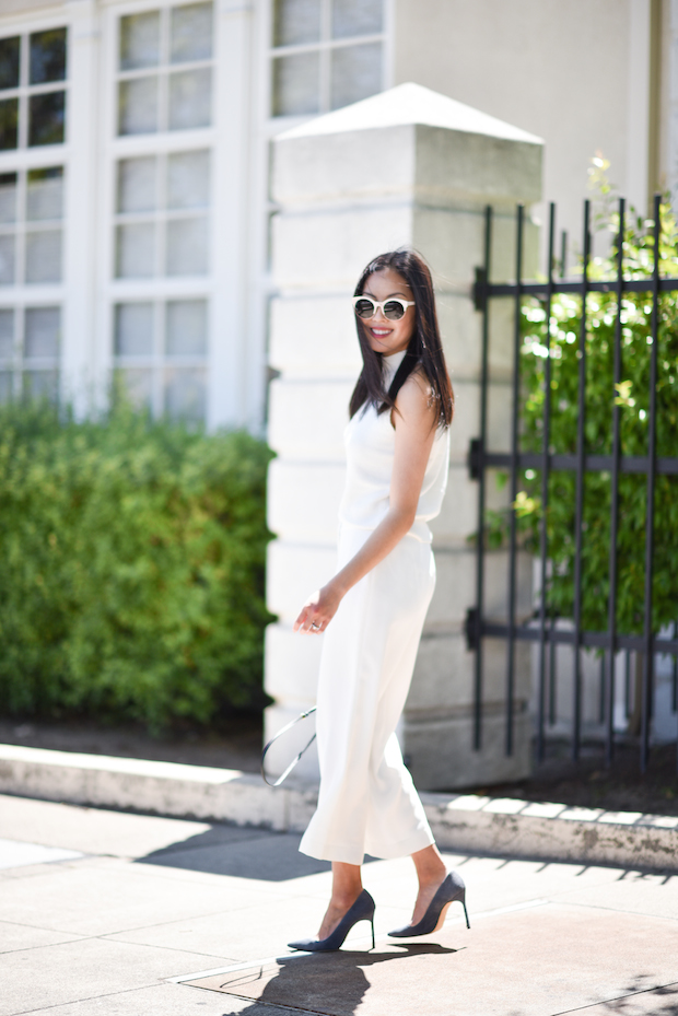 all-white-summer-work-outfit-3