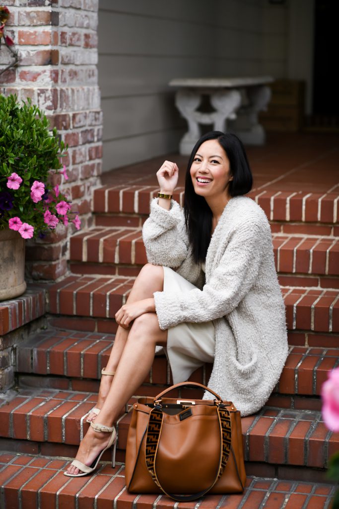 off white plot twist