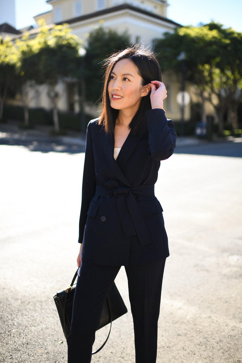 Classic Navy – 9to5chic