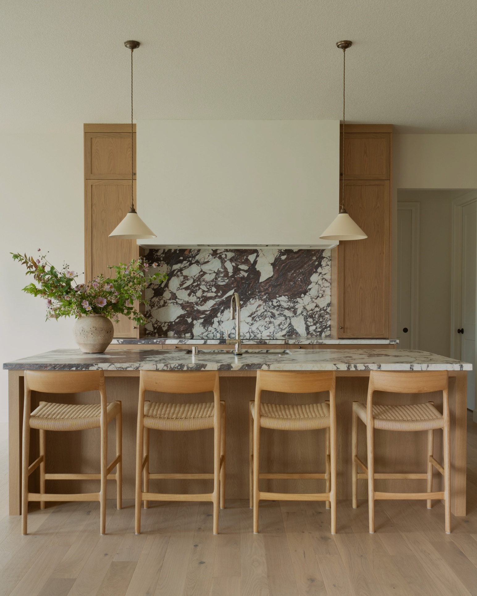 Calacatta Viola Kitchen